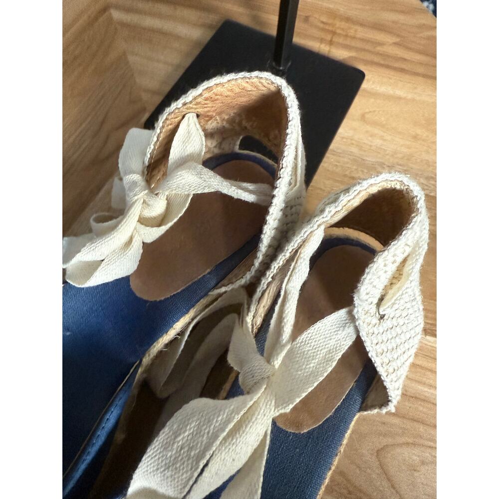 Brooks Brothers Canvas and Criss Cross Gladiator Platforms - Picture 5 of 7